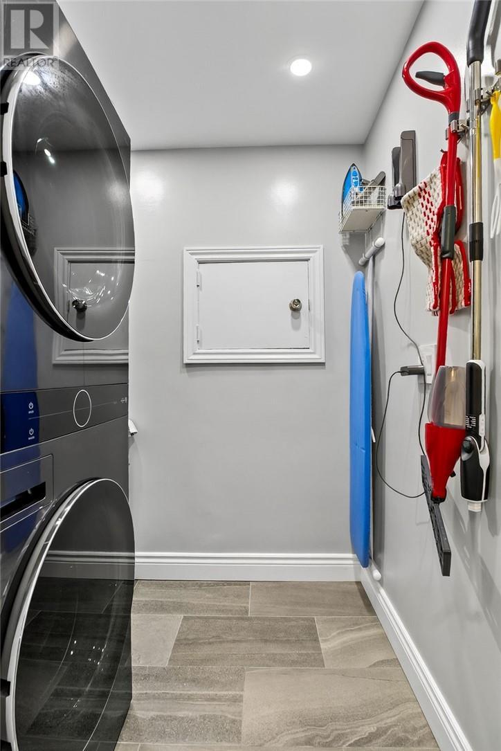 2815 Main Street, Blezard Valley, ON - Indoor Photo Showing Laundry Room