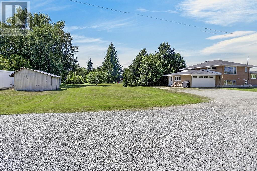 2815 Main Street, Blezard Valley, ON - Outdoor