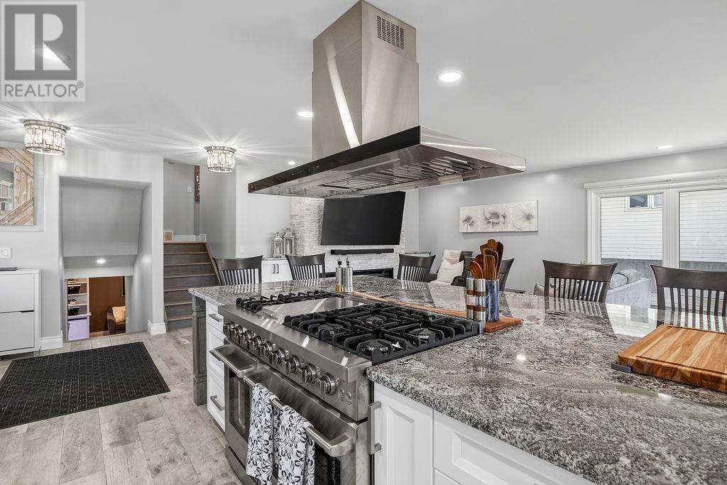 2815 Main Street, Blezard Valley, ON - Indoor Photo Showing Kitchen