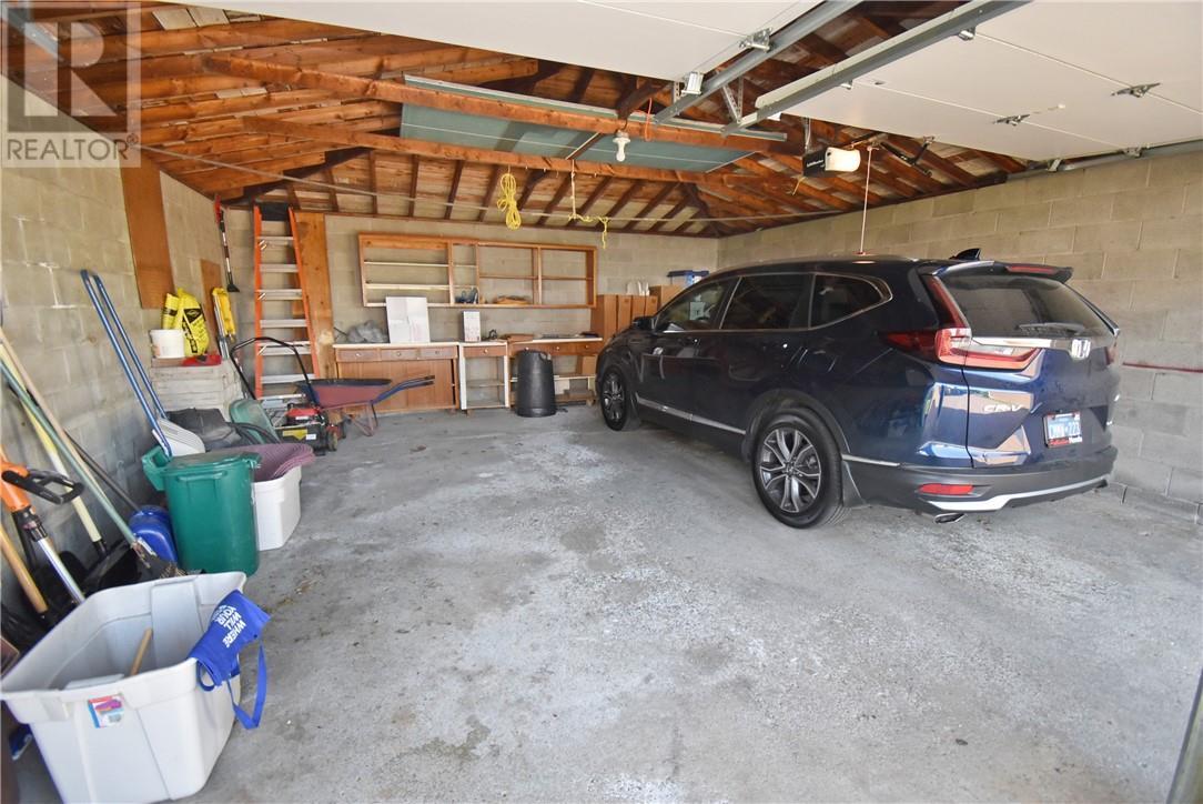 1066 Delwood Court, Sudbury, ON - Indoor Photo Showing Garage