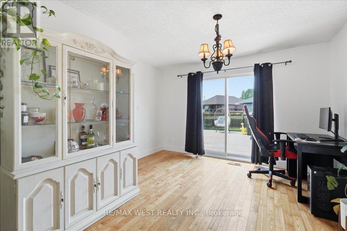 12 Dunnett Drive, Brighton, ON - Indoor Photo Showing Office
