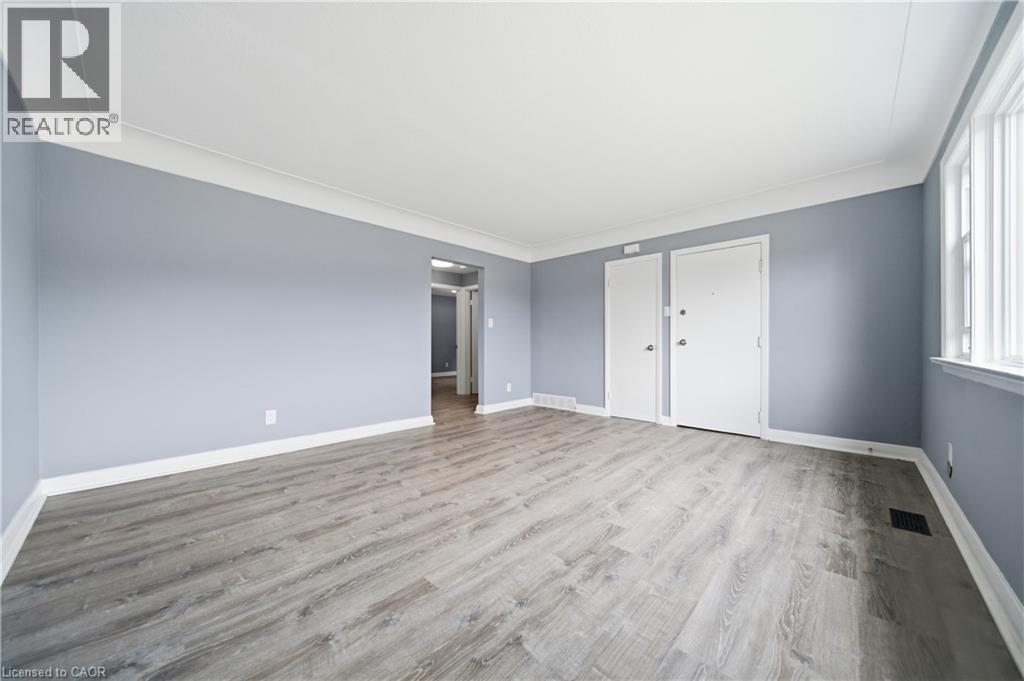 293 Highland Road E Unit# B, Kitchener, ON - Indoor Photo Showing Other Room