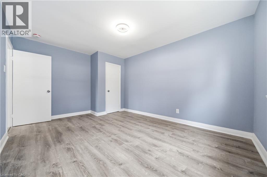 293 Highland Road E Unit# B, Kitchener, ON - Indoor Photo Showing Other Room