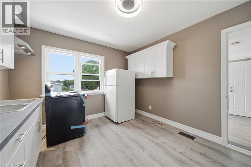 293 Highland Road E Unit# A, Kitchener, ON - Indoor