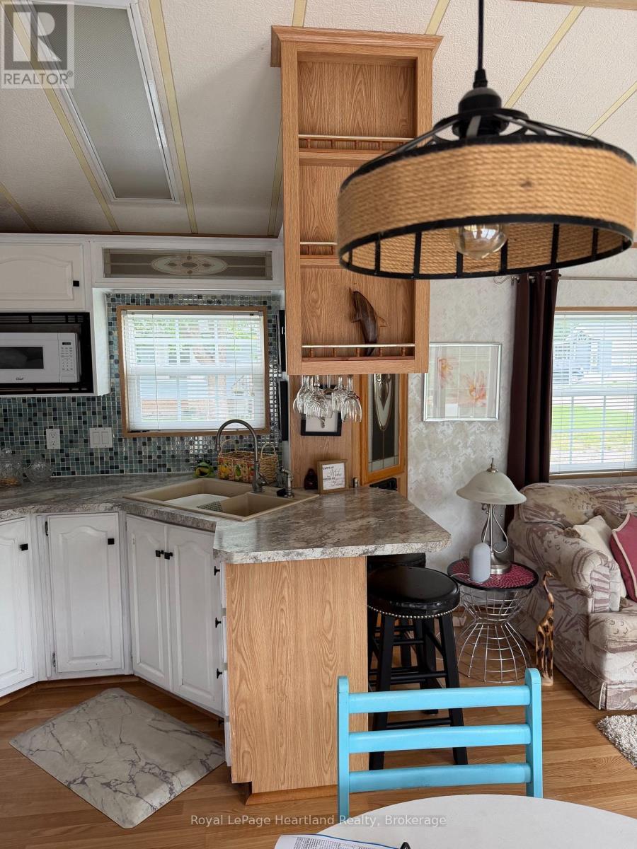 77719 Bluewater Hwy-45 Portside Highway, Central Huron (Goderich), ON - Indoor Photo Showing Kitchen With Double Sink