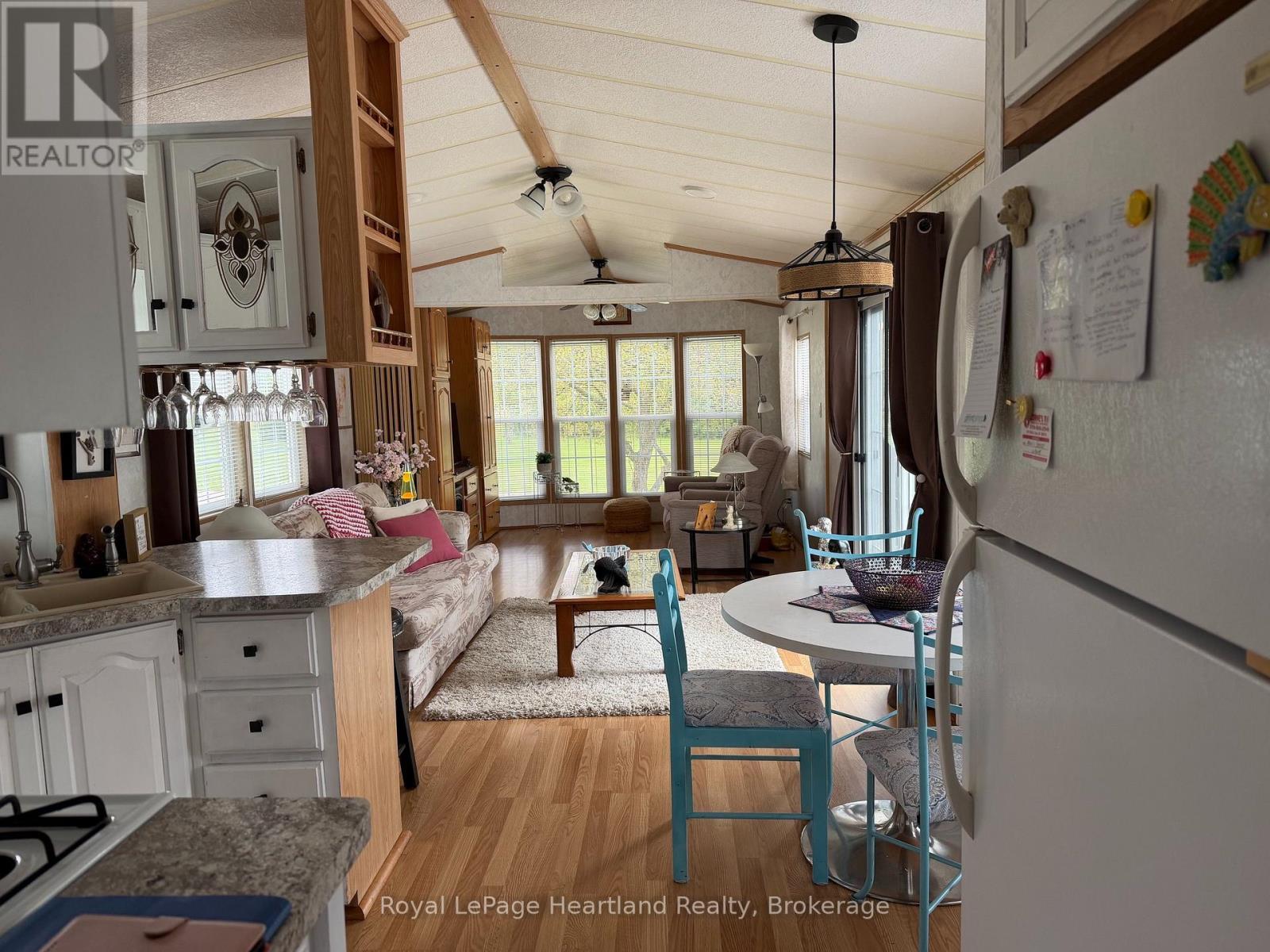 77719 Bluewater Hwy-45 Portside Highway, Central Huron (Goderich), ON - Indoor Photo Showing Kitchen