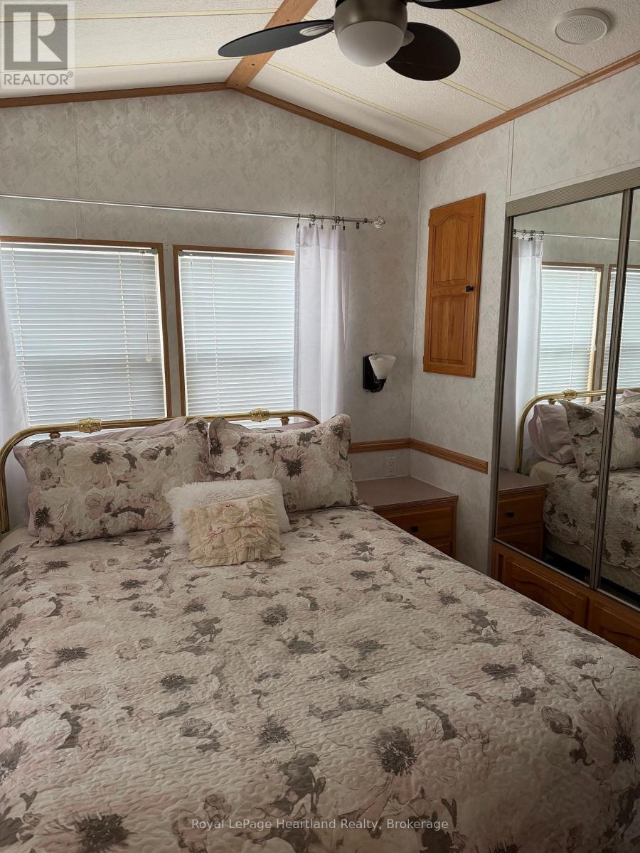 77719 Bluewater Hwy-45 Portside Highway, Central Huron (Goderich), ON - Indoor Photo Showing Bedroom