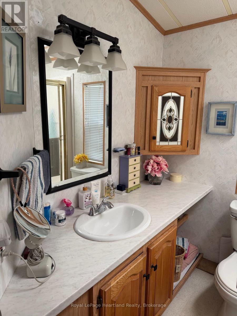 77719 Bluewater Hwy-45 Portside Highway, Central Huron (Goderich), ON - Indoor Photo Showing Bathroom