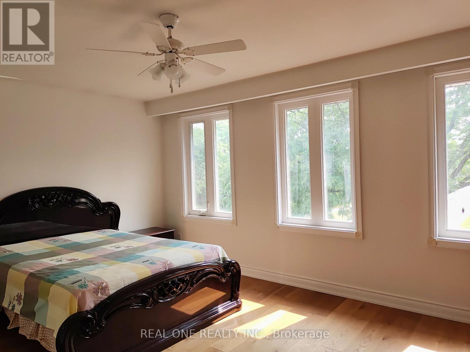 13 Mallaby Road, Toronto, ON - Indoor Photo Showing Bedroom