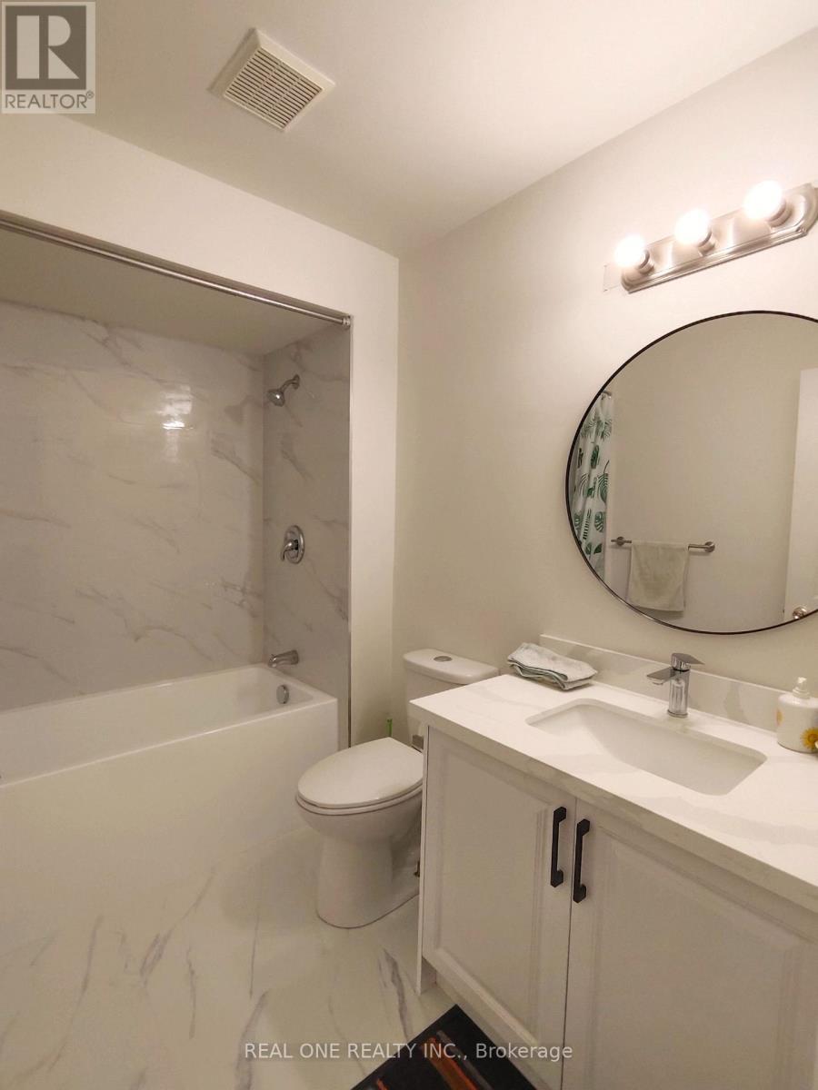 13 Mallaby Road, Toronto, ON - Indoor Photo Showing Bathroom