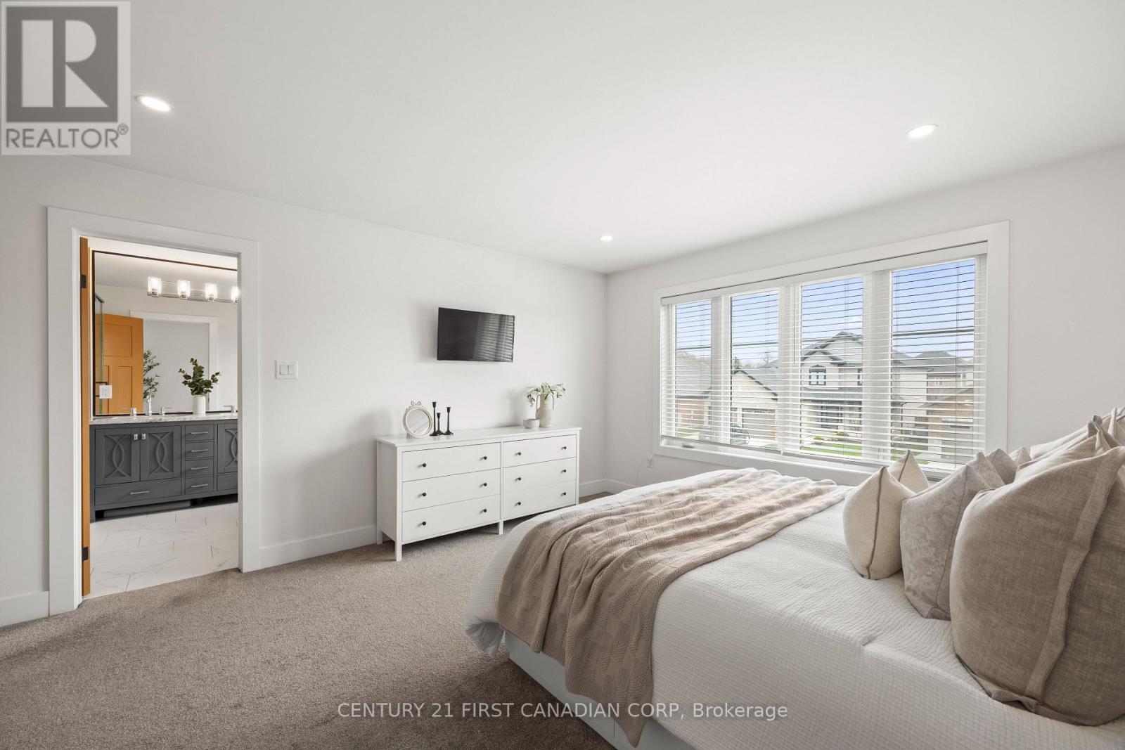 10 Beaty Lane, Zorra (Thamesford), ON - Indoor Photo Showing Bedroom