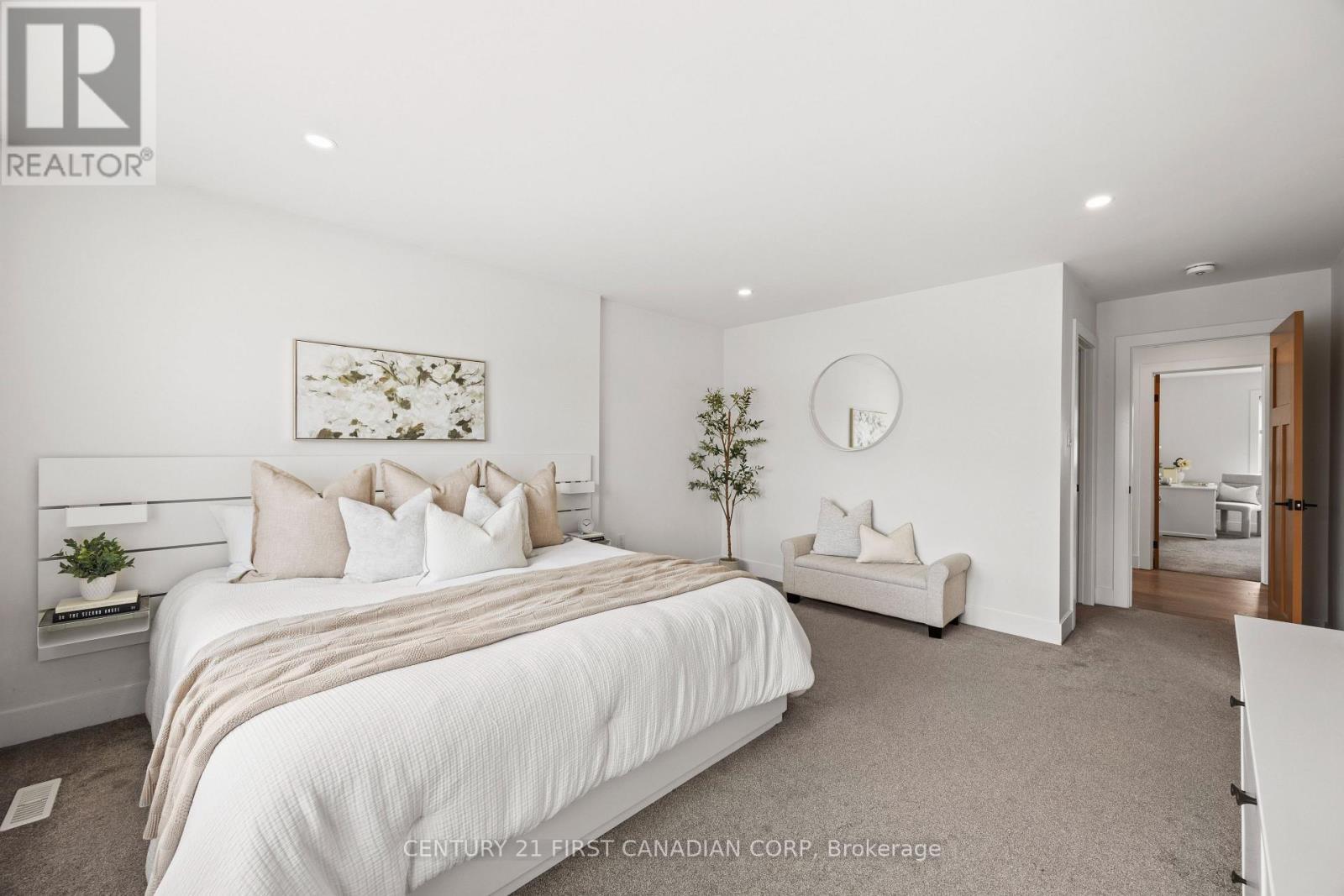10 Beaty Lane, Zorra (Thamesford), ON - Indoor Photo Showing Bedroom