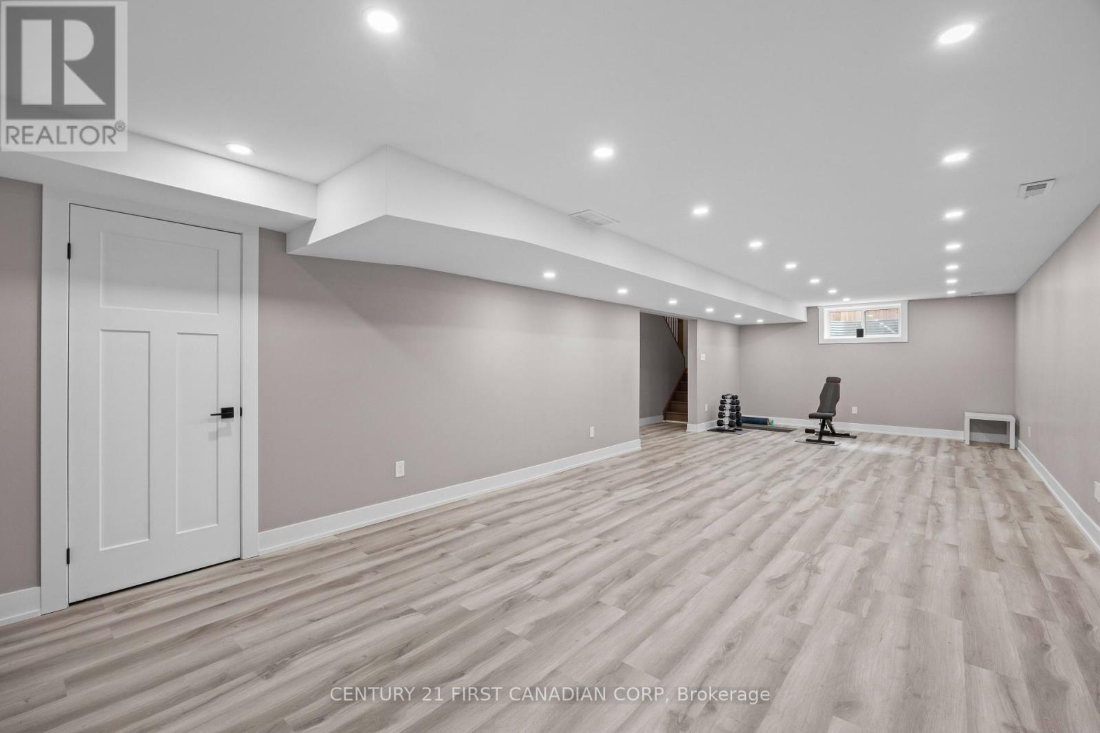10 Beaty Lane, Zorra (Thamesford), ON - Indoor