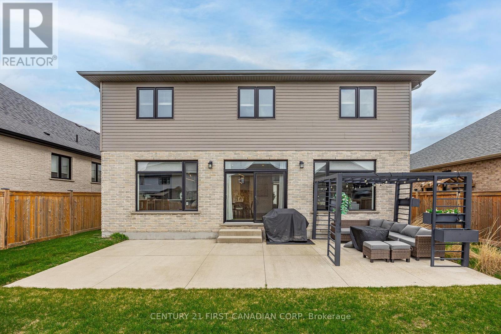 10 Beaty Lane, Zorra (Thamesford), ON - Outdoor
