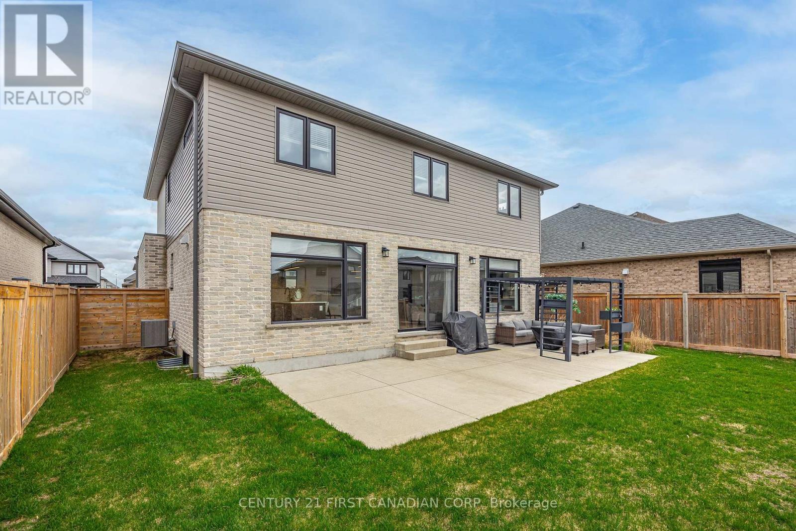 10 Beaty Lane, Zorra (Thamesford), ON - Outdoor