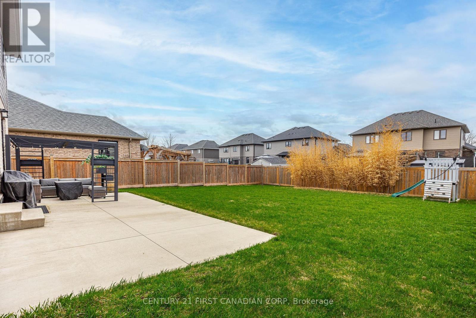 10 Beaty Lane, Zorra (Thamesford), ON - Outdoor