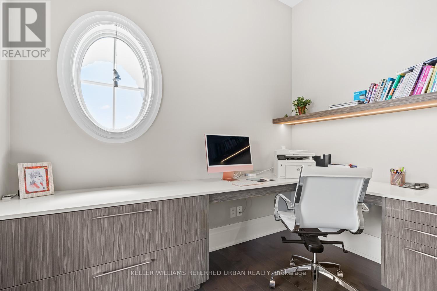 61 Ria Court, King, ON - Indoor Photo Showing Office