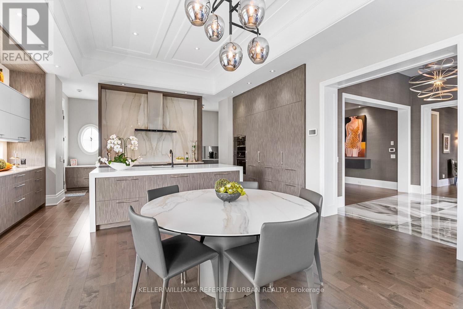 61 Ria Court, King, ON - Indoor Photo Showing Dining Room