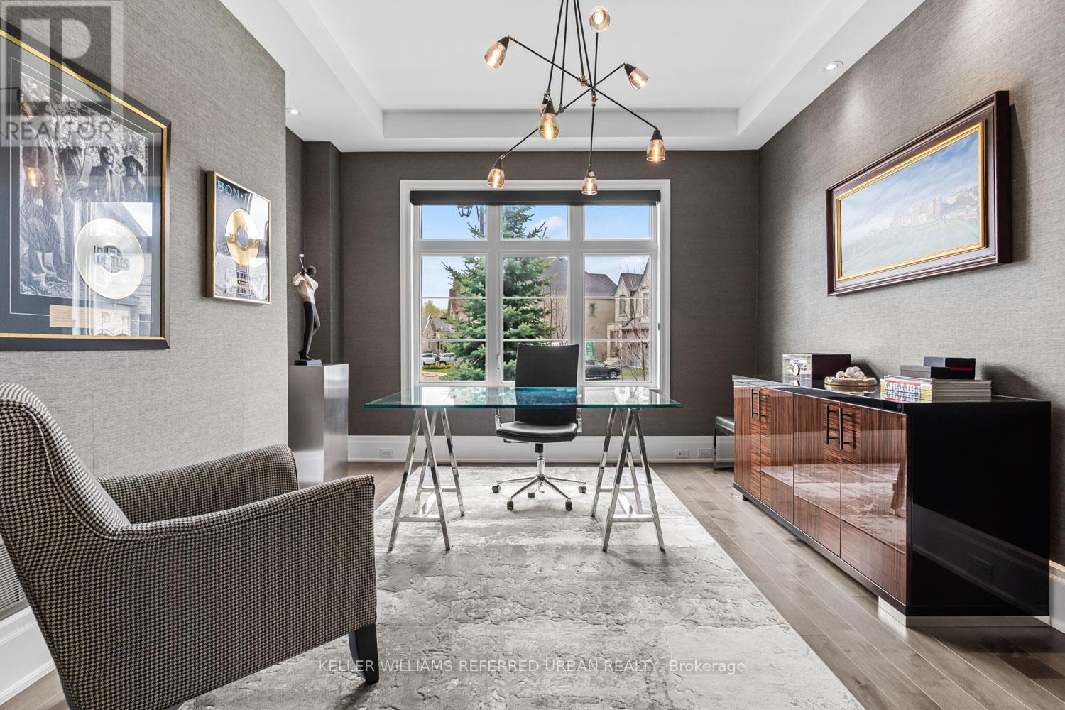 61 Ria Court, King, ON - Indoor