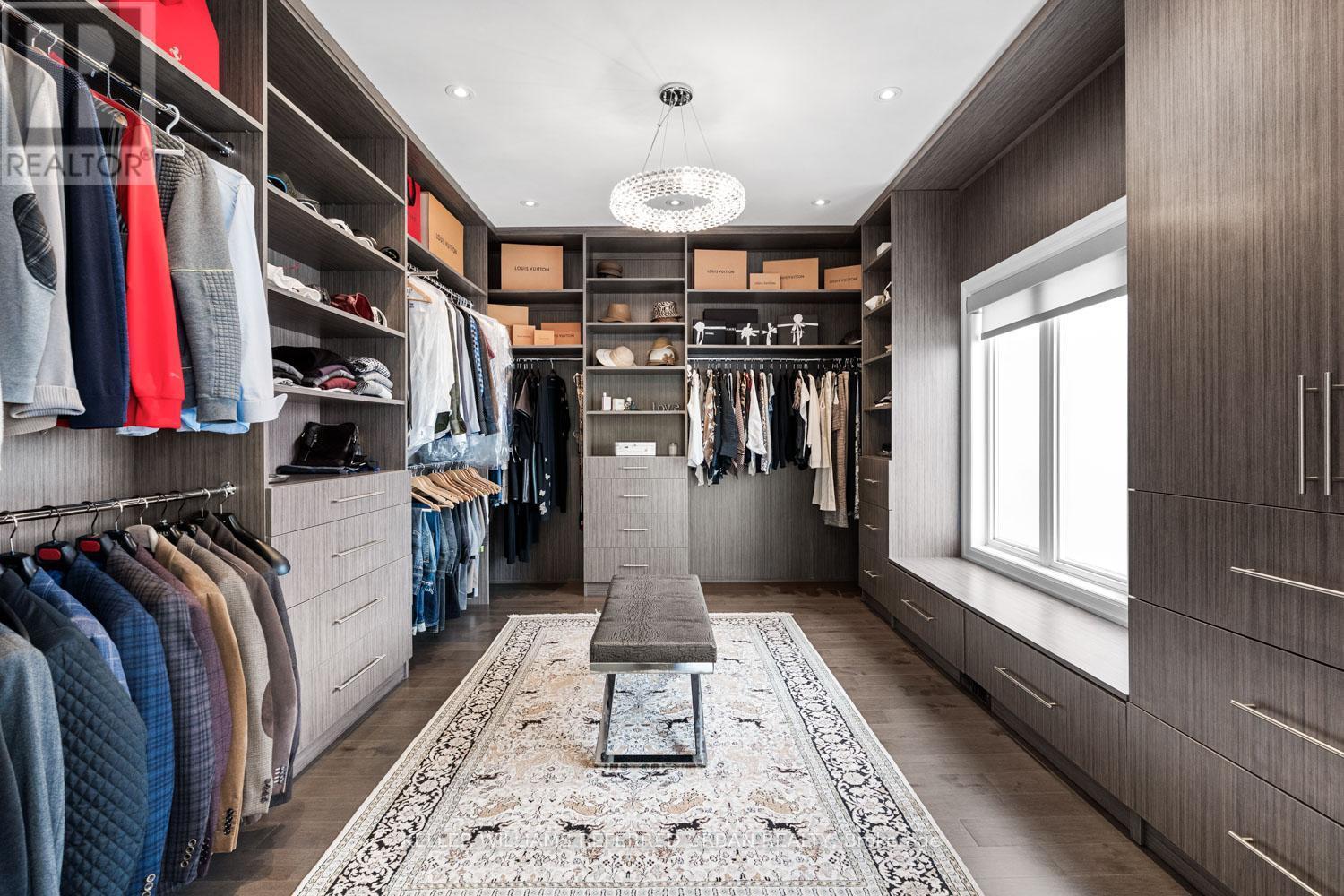61 Ria Court, King, ON - Indoor With Storage