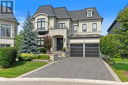 61 RIA COURT King, ON L7B 0N5