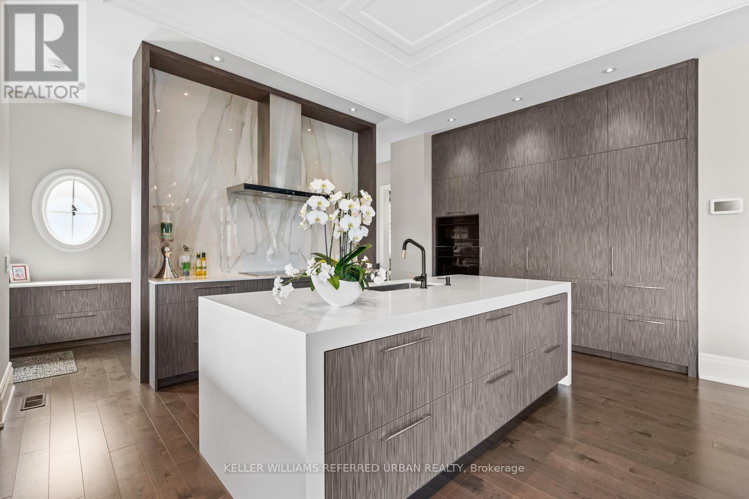 61 Ria Court, King, ON - Indoor