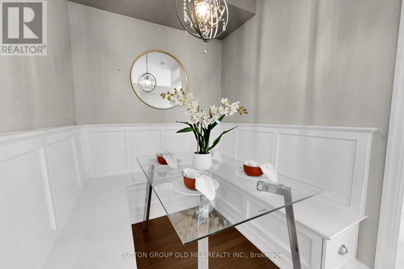707 - 3563 Lake Shore Boulevard W, Toronto, ON - Indoor Photo Showing Other Room