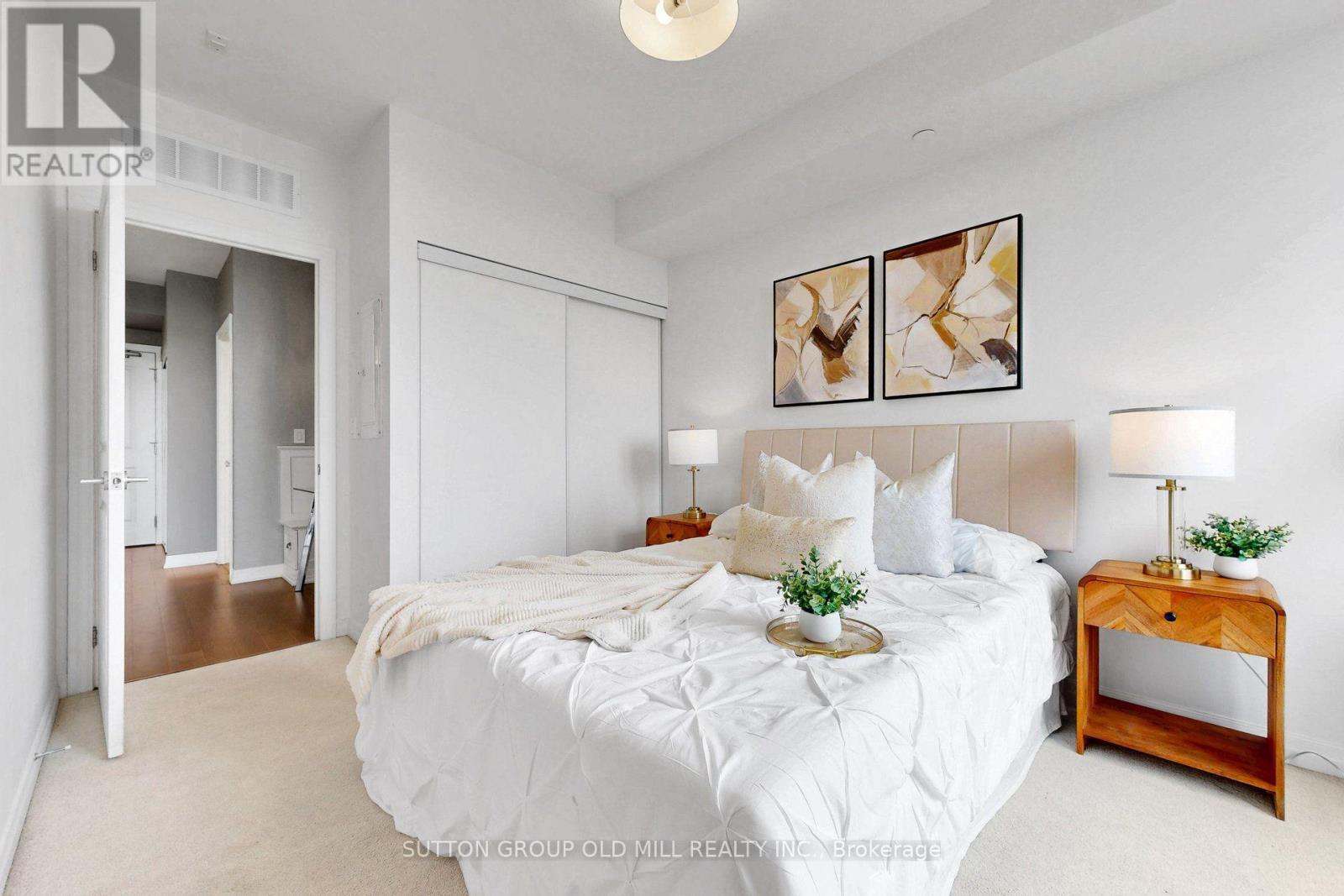 707 - 3563 Lake Shore Boulevard W, Toronto, ON - Indoor Photo Showing Bedroom