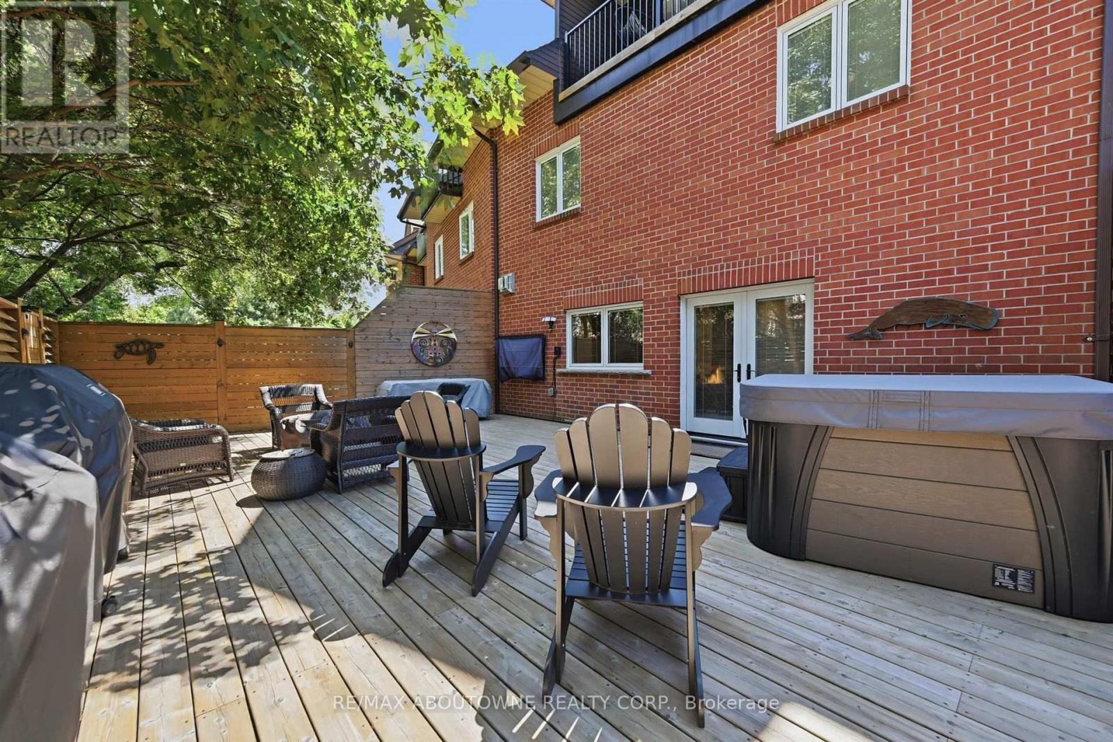 25 Southwind Terrace, Oakville, ON - Outdoor With Deck Patio Veranda With Exterior