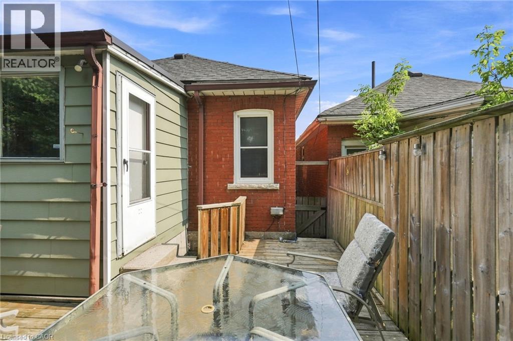 58 Edinburgh Avenue, Hamilton, ON - Outdoor With Exterior