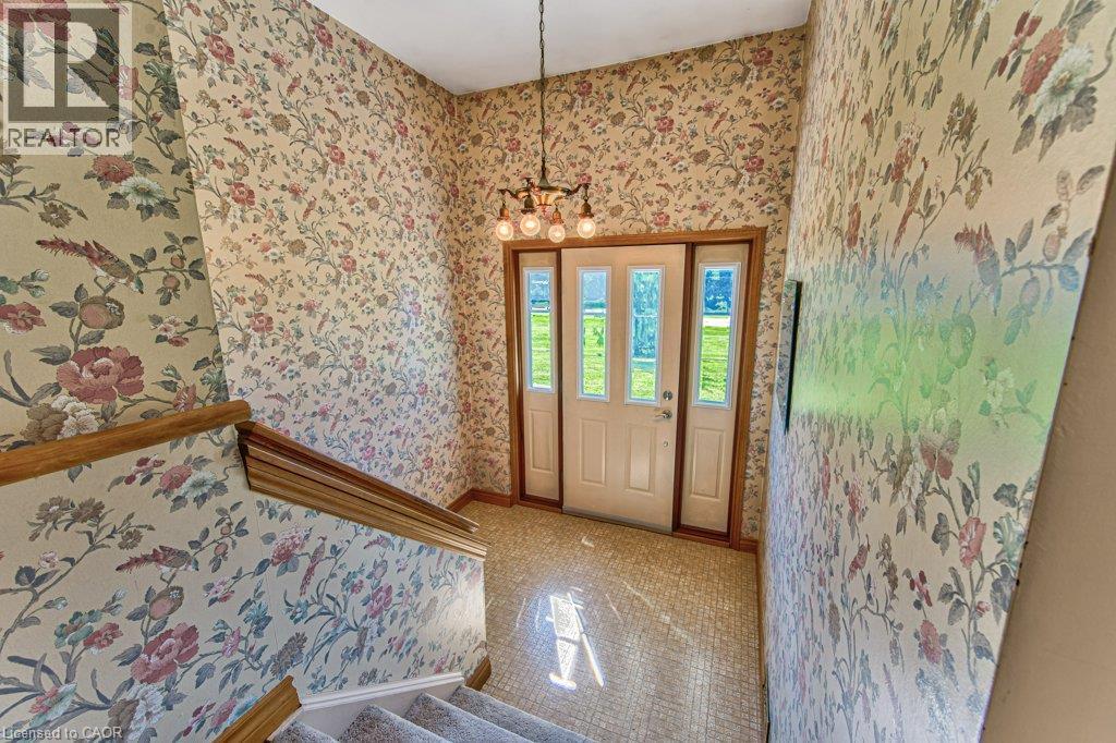 7316 Wellington Rd 30, Guelph, ON - Indoor Photo Showing Other Room