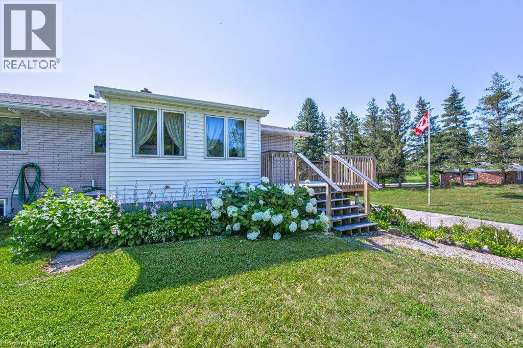 7316 Wellington Rd 30, Guelph, ON - Outdoor