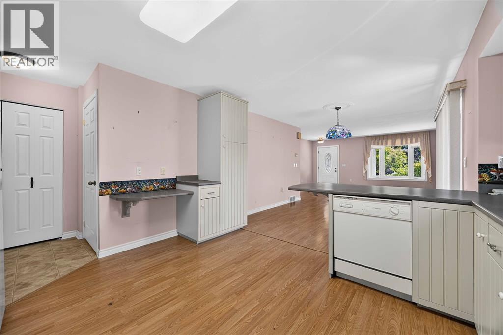 22 Main Street South, Lambton Shores, ON - Indoor Photo Showing Kitchen