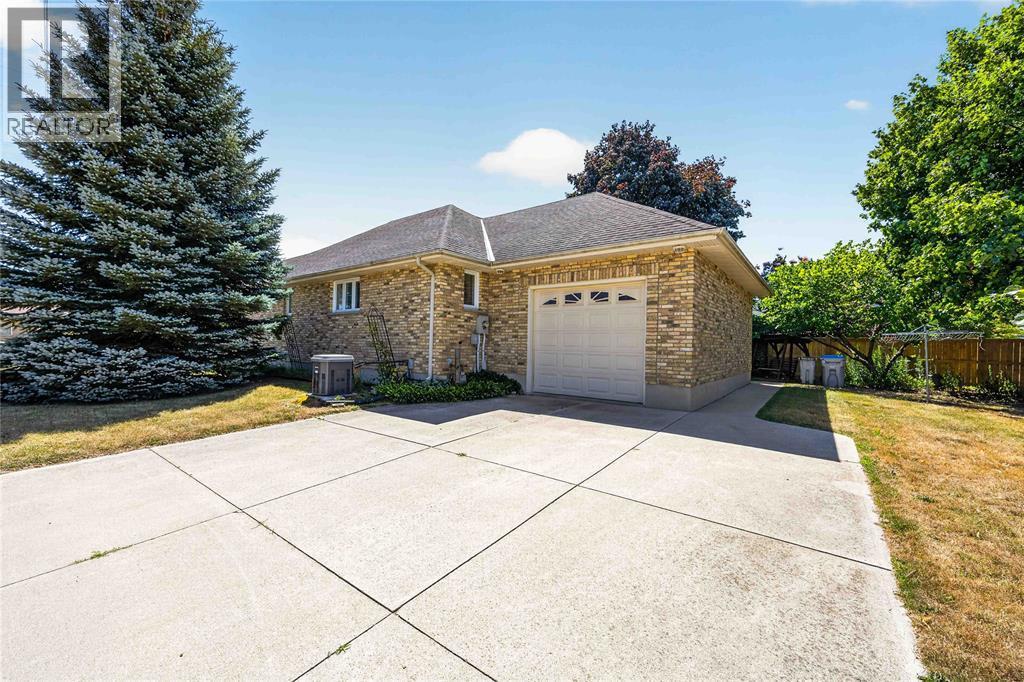 22 Main Street South, Lambton Shores, ON - Outdoor