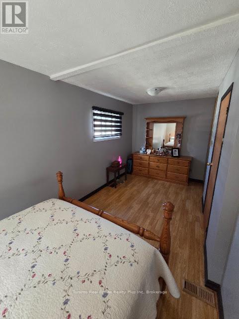 83 Laurier Road, Elliot Lake, ON - Indoor Photo Showing Bedroom
