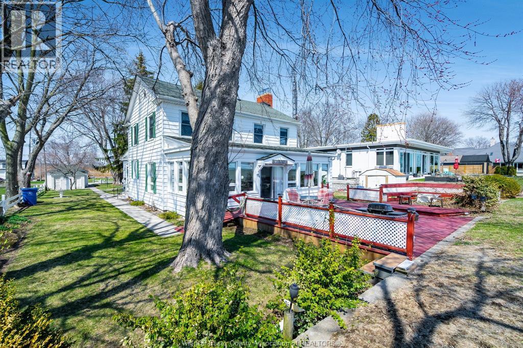 1247 Heritage Road, Kingsville, ON - Outdoor