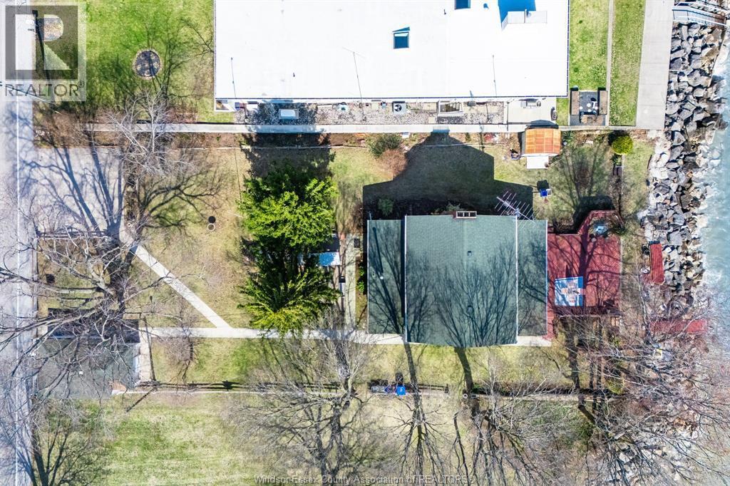 1247 Heritage Road, Kingsville, ON - Outdoor
