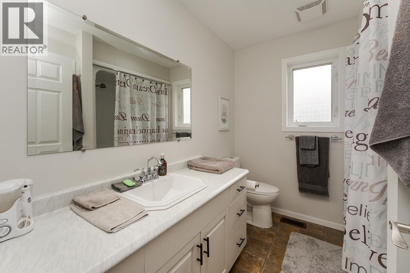 1165 Adams Road, Prince George, BC - Indoor Photo Showing Bathroom