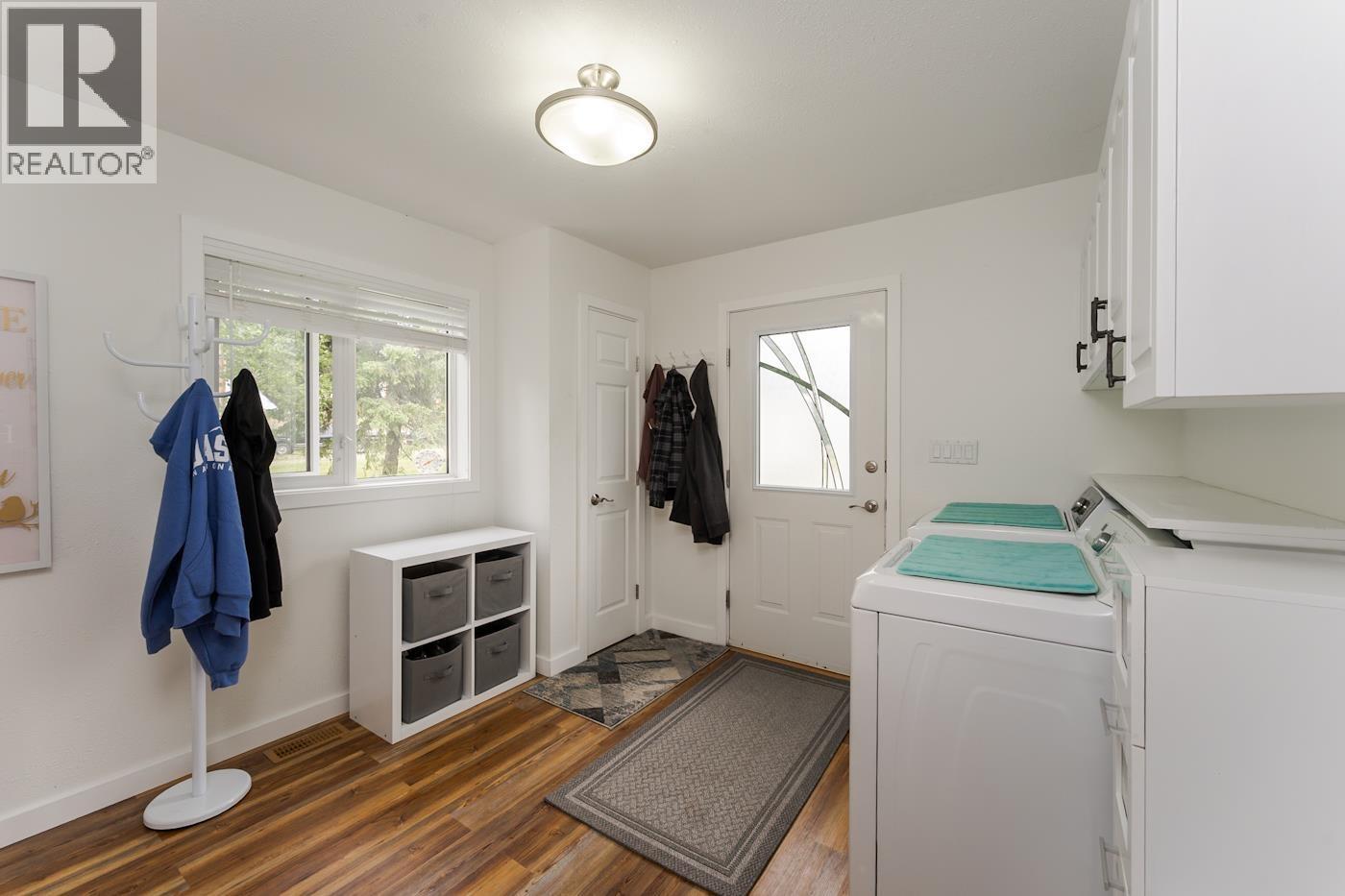 1165 Adams Road, Prince George, BC - Indoor Photo Showing Laundry Room