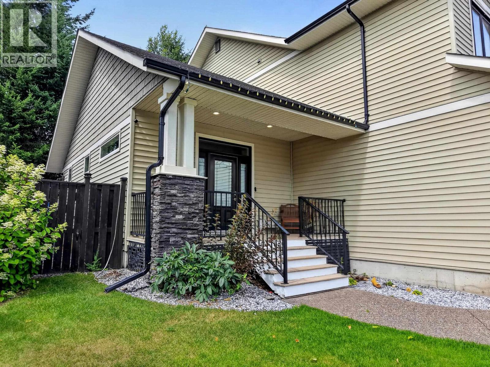 7557 Loedel Crescent, Prince George, BC - Outdoor