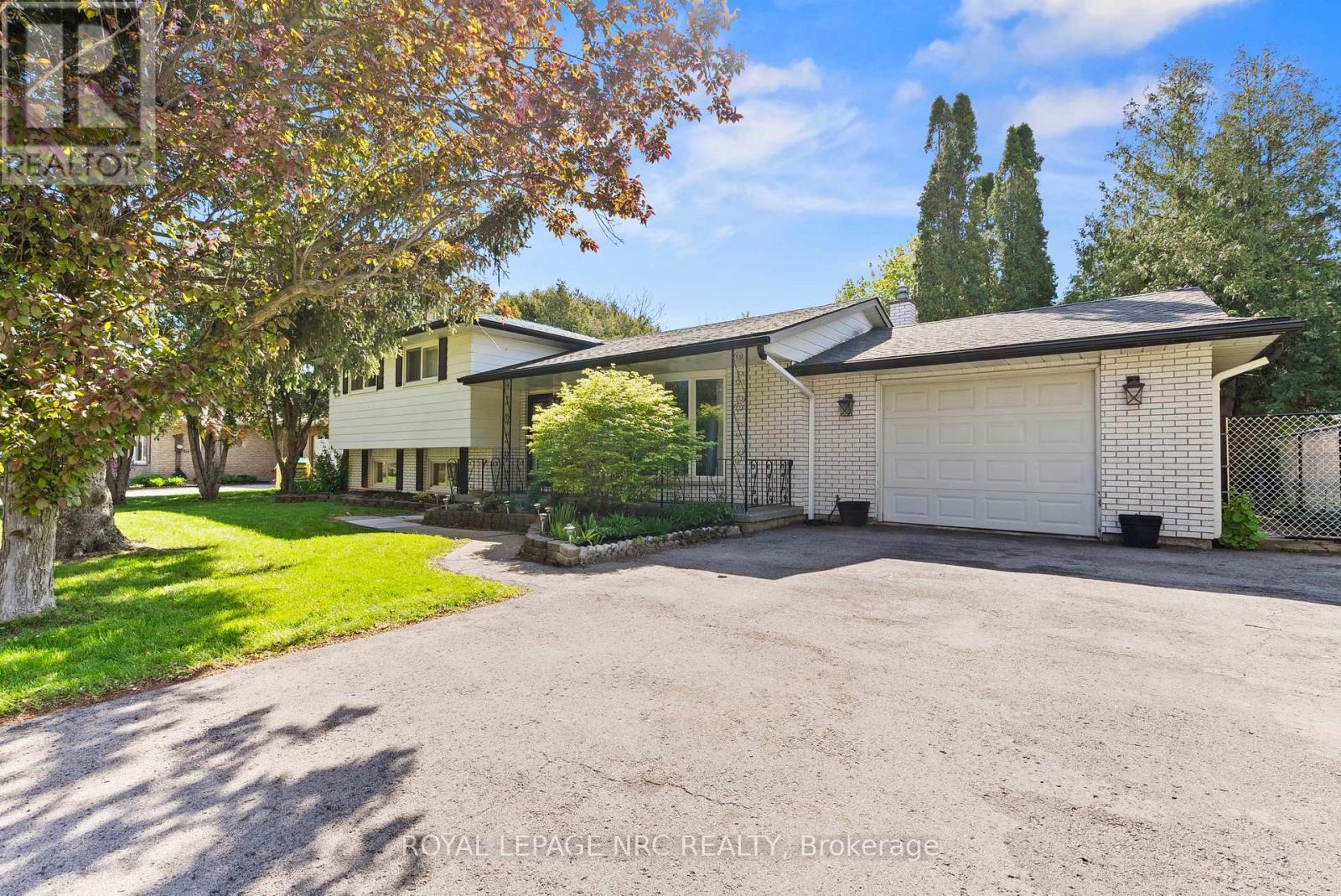 21 Upper Canada Drive, Niagara-On-The-Lake (Town), ON - Outdoor