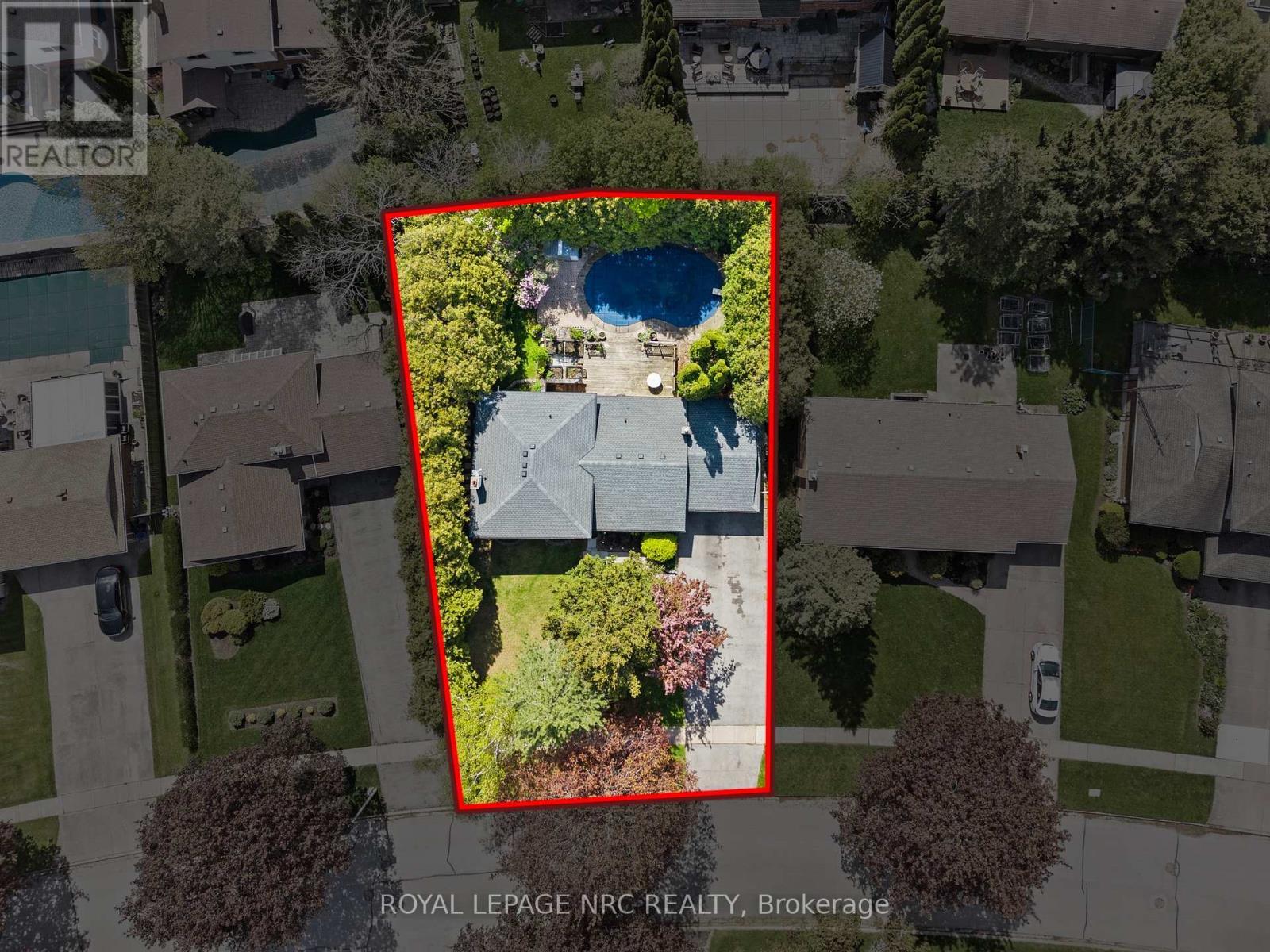 21 Upper Canada Drive, Niagara-On-The-Lake (Town), ON - Outdoor