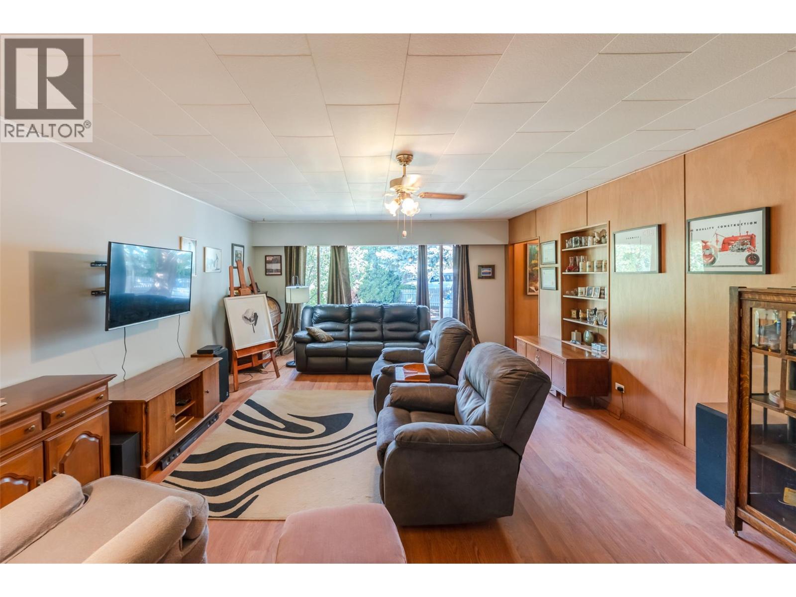 5401 Highway 97, Oliver, BC - Indoor Photo Showing Other Room