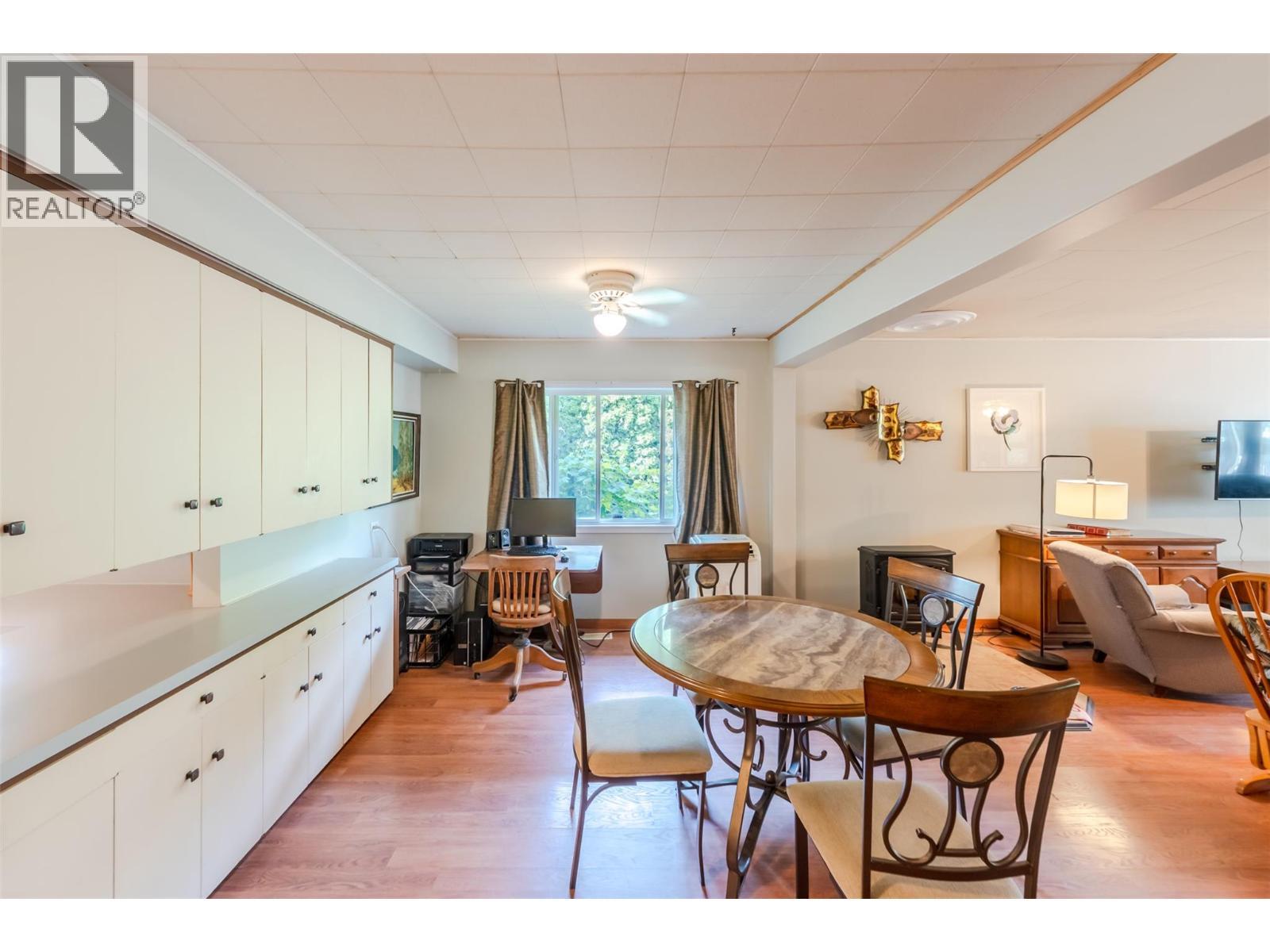 5401 Highway 97, Oliver, BC - Indoor Photo Showing Other Room