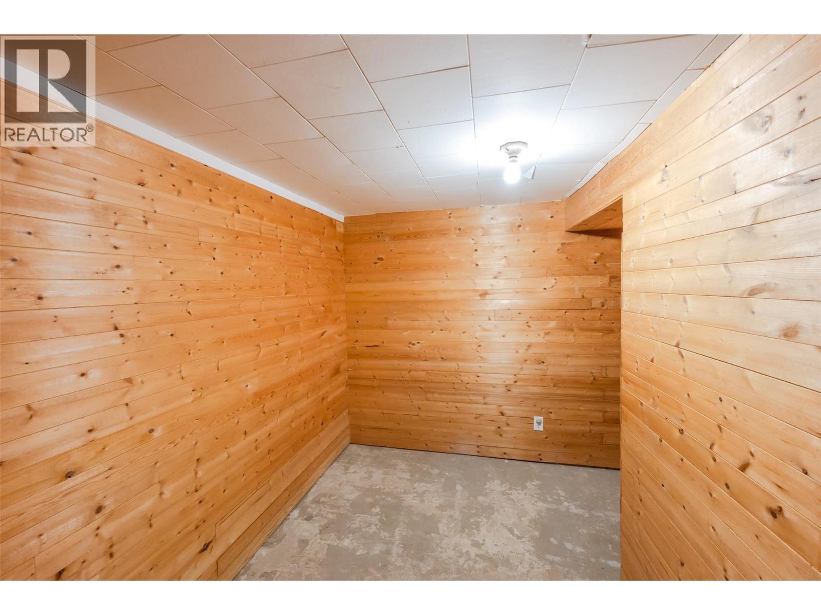5401 Highway 97, Oliver, BC - Indoor Photo Showing Other Room