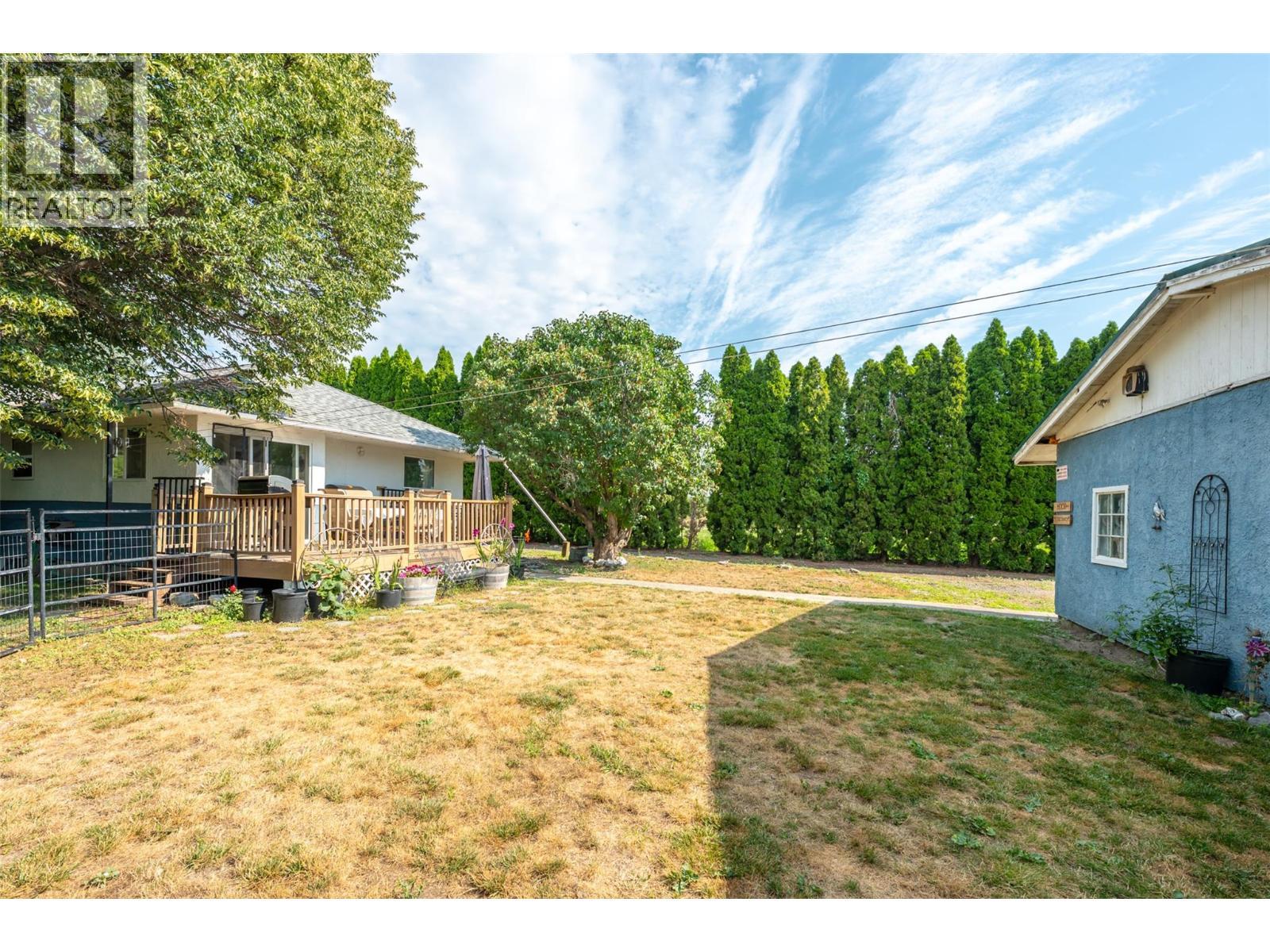 5401 Highway 97, Oliver, BC - Outdoor