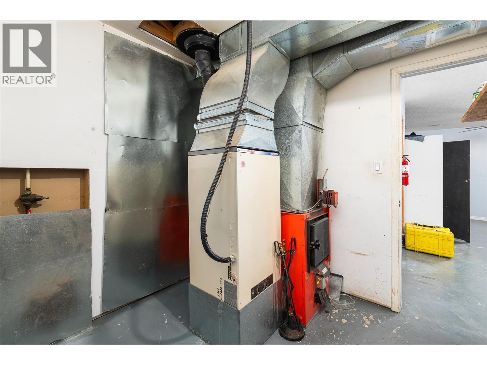 4840 Lower Wynndel Road, Wynndel, BC - Indoor Photo Showing Basement