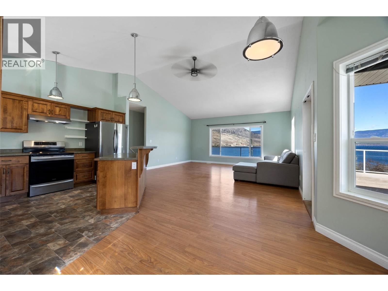 6216 Savona Access Road, Kamloops, BC - Indoor Photo Showing Kitchen