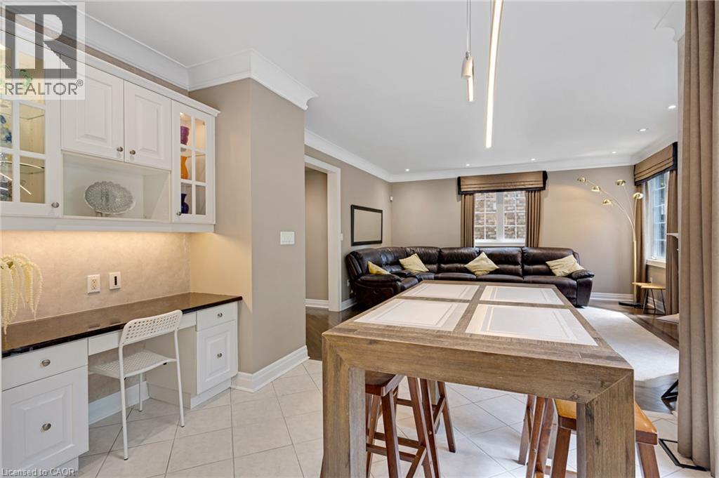 170 Garth Massey Drive, Cambridge, ON - Indoor