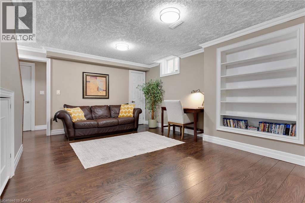 170 Garth Massey Drive, Cambridge, ON - Indoor